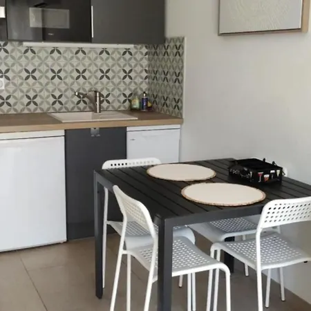 A 2 Minutes De La Appartement La Grande-Motte
